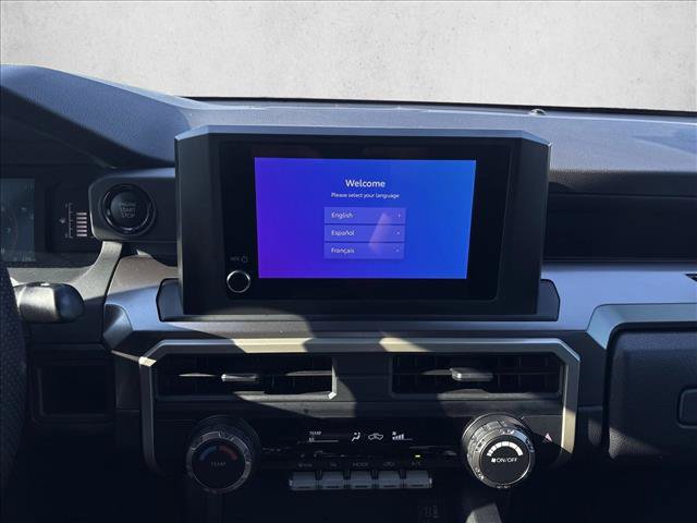 Certified 2025 Toyota Tacoma SR5 AWD/4WD image 14