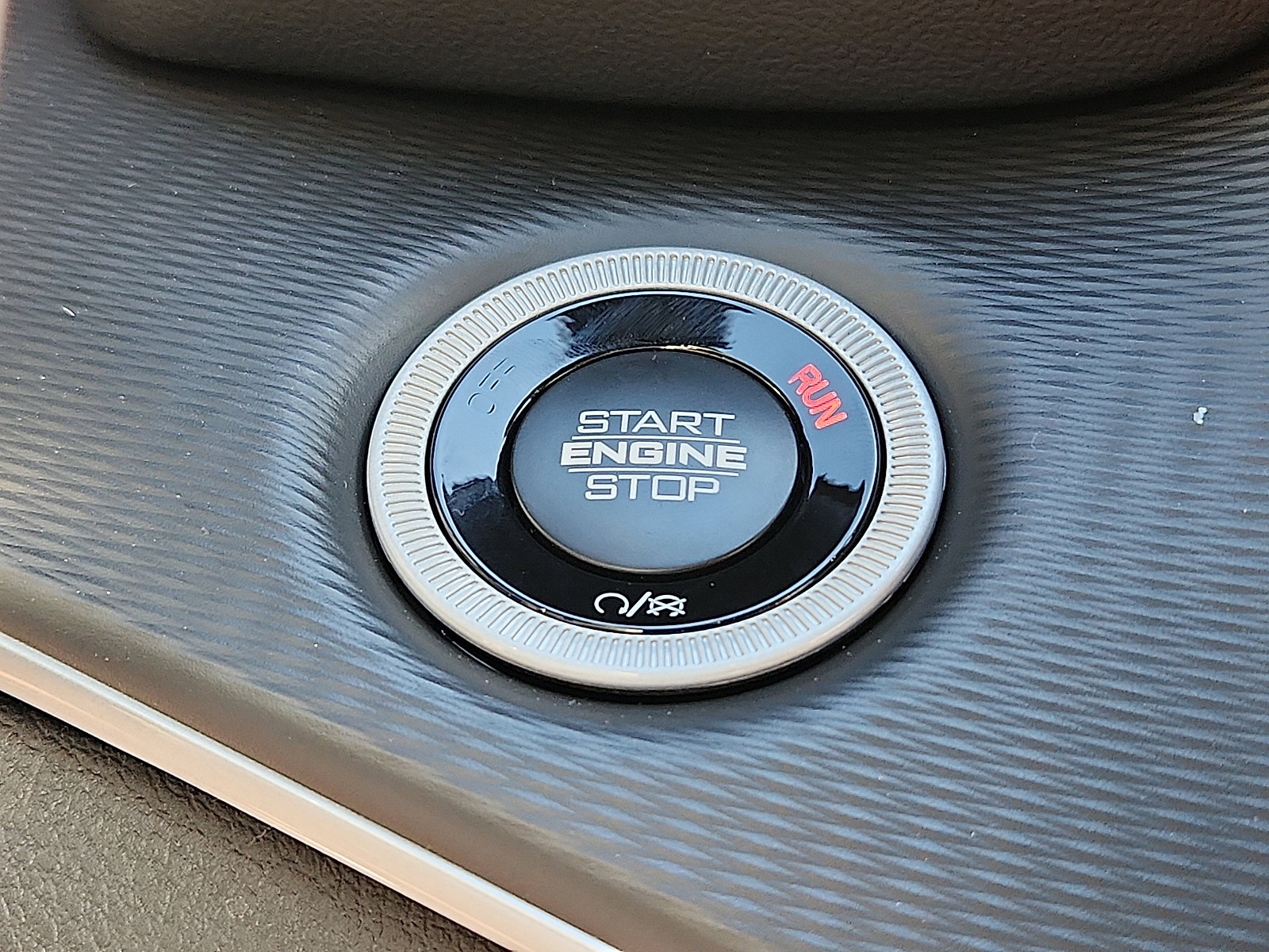 New 2025 Jeep Grand Cherokee Laredo X image 14