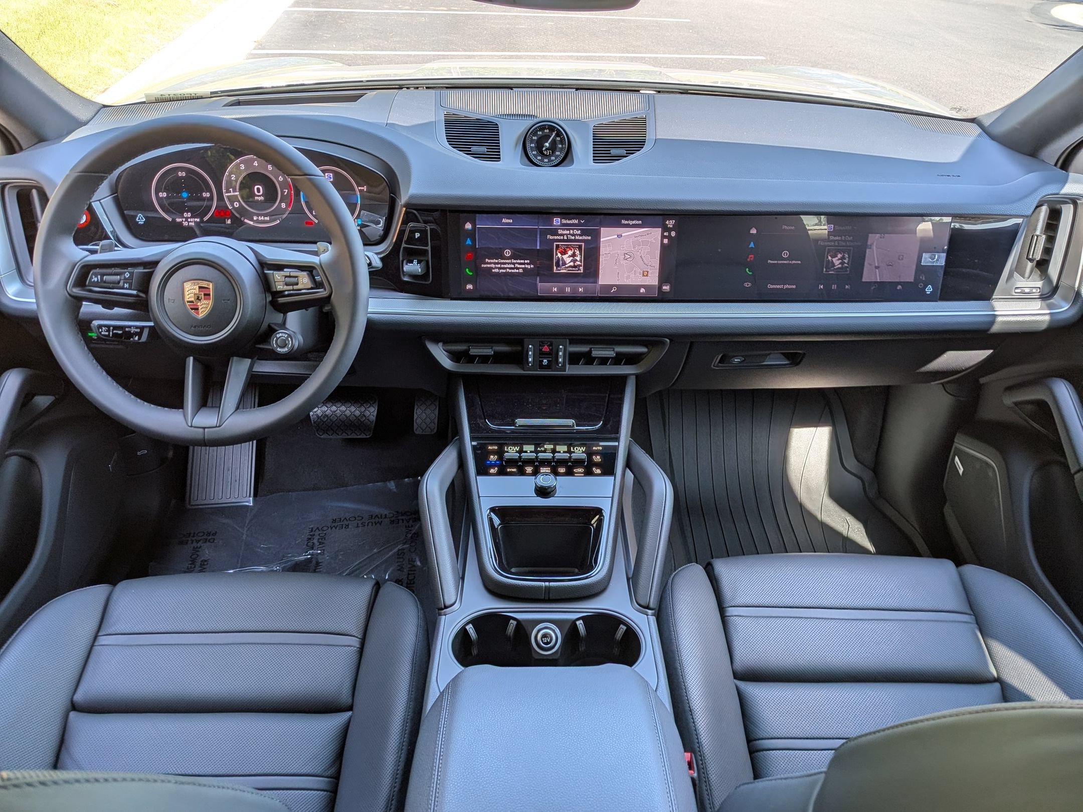 New 2026 Porsche Cayenne Coupe AWD/4WD image 22