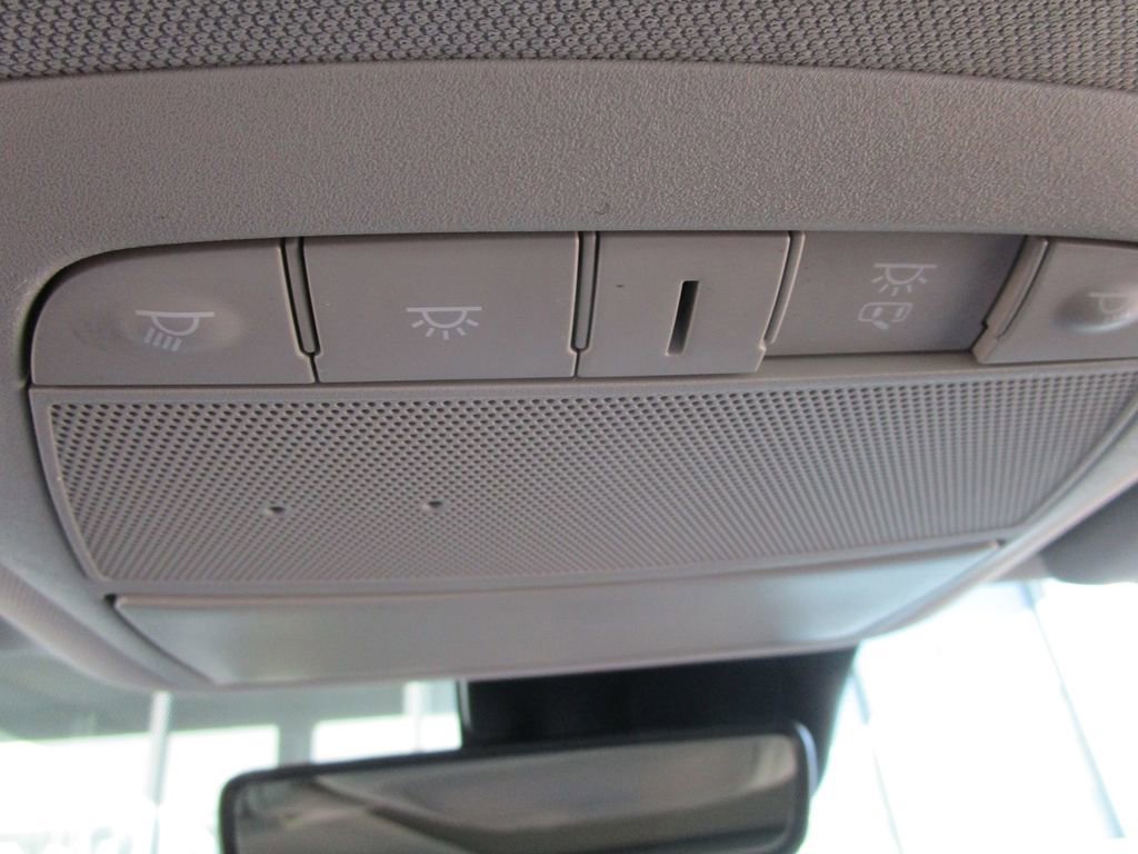 Used 2024 Nissan Murano SL image 44