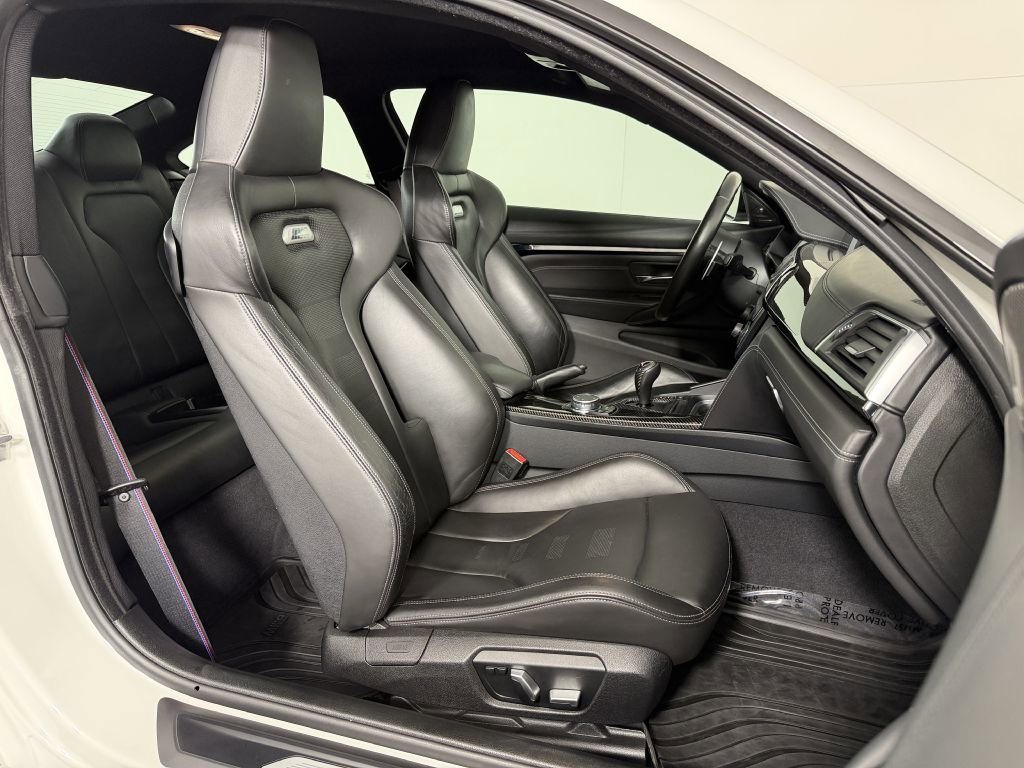 Used 2016 BMW M4 Coupe image 19