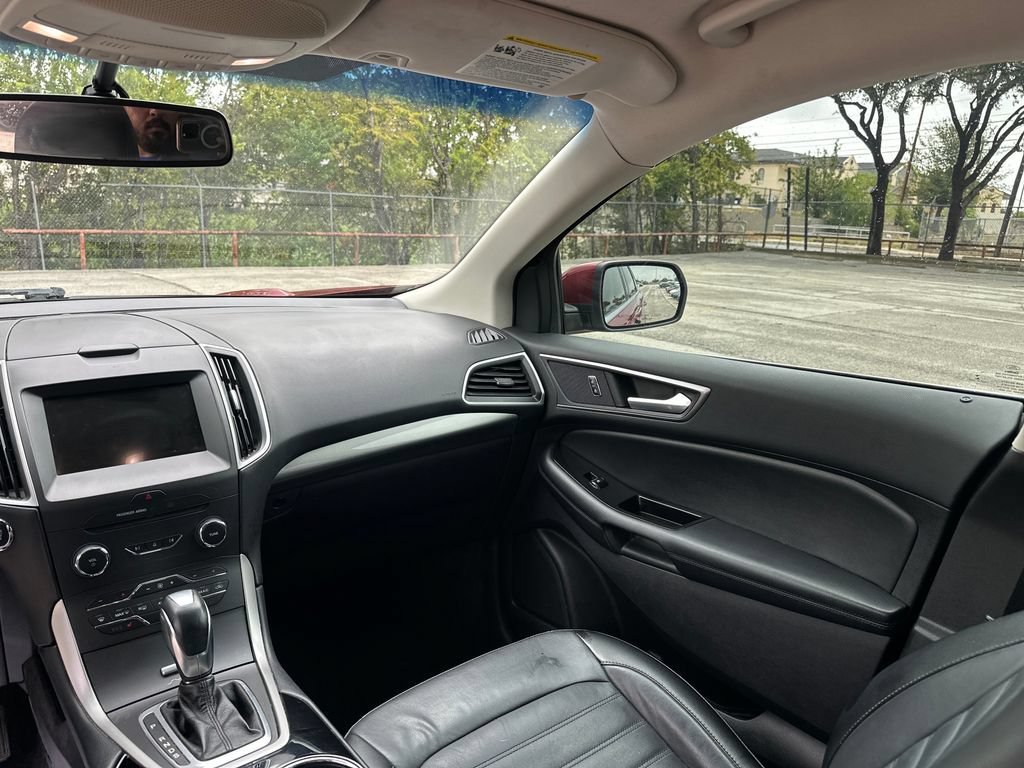 Used 2017 Ford Edge SEL w/ Equipment Group 201A FWD image 17