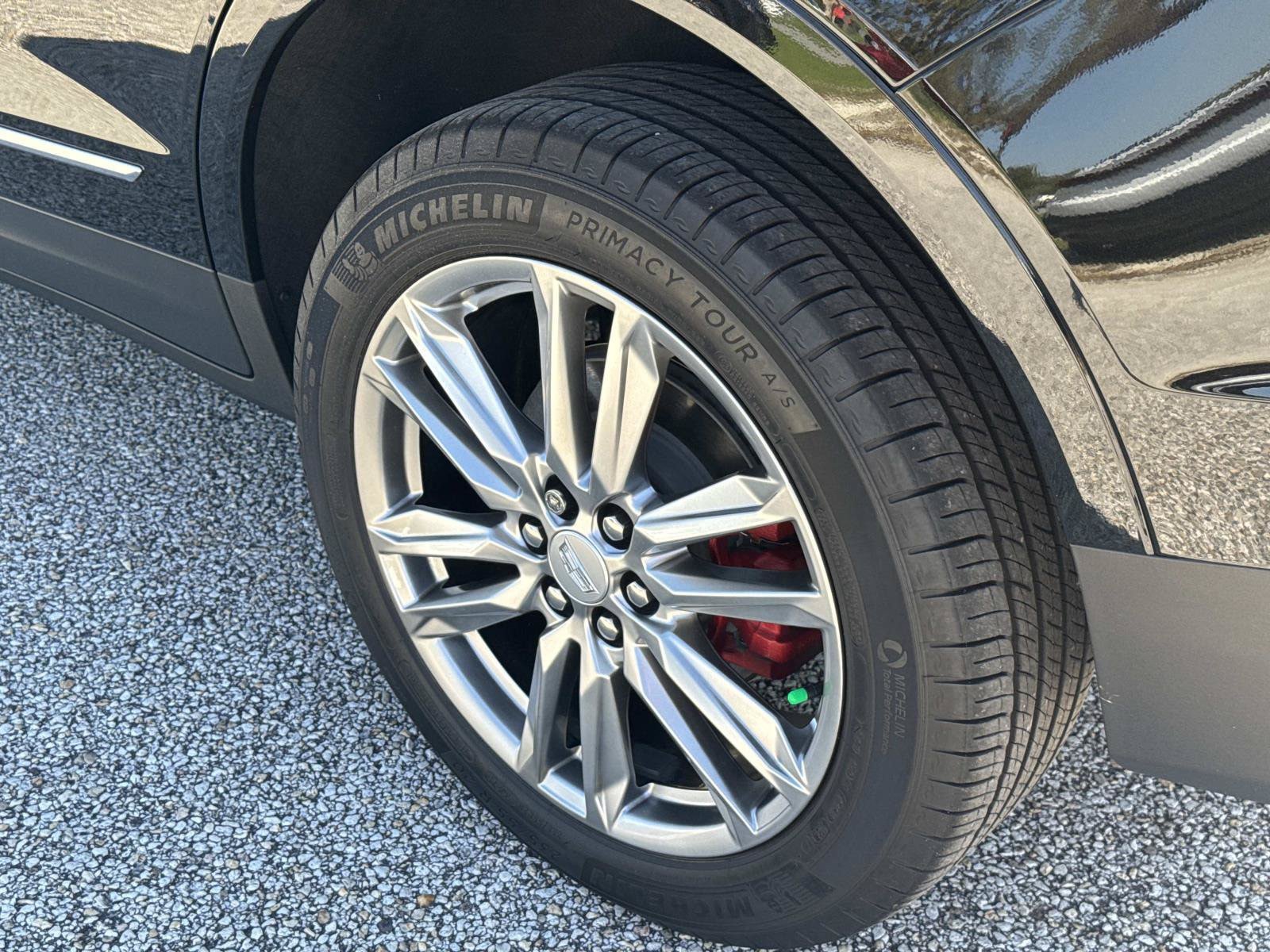 Used 2025 Cadillac XT5 Sportv AWD/4WD image 12