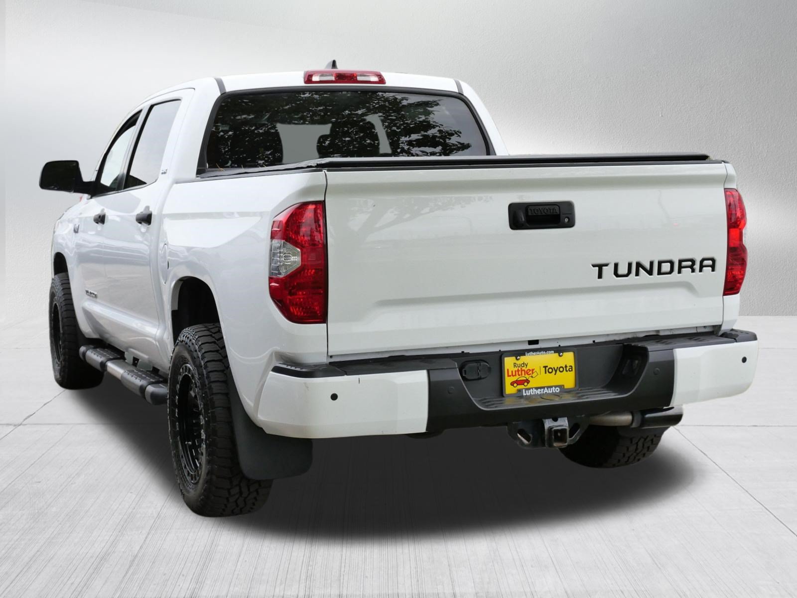 Certified 2021 Toyota Tundra SR5 AWD/4WD image 4