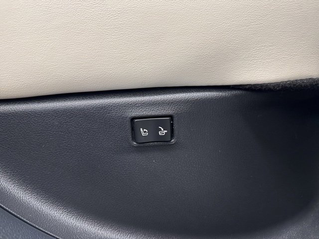 Used 2023 Lexus RX 350 AWD image 12
