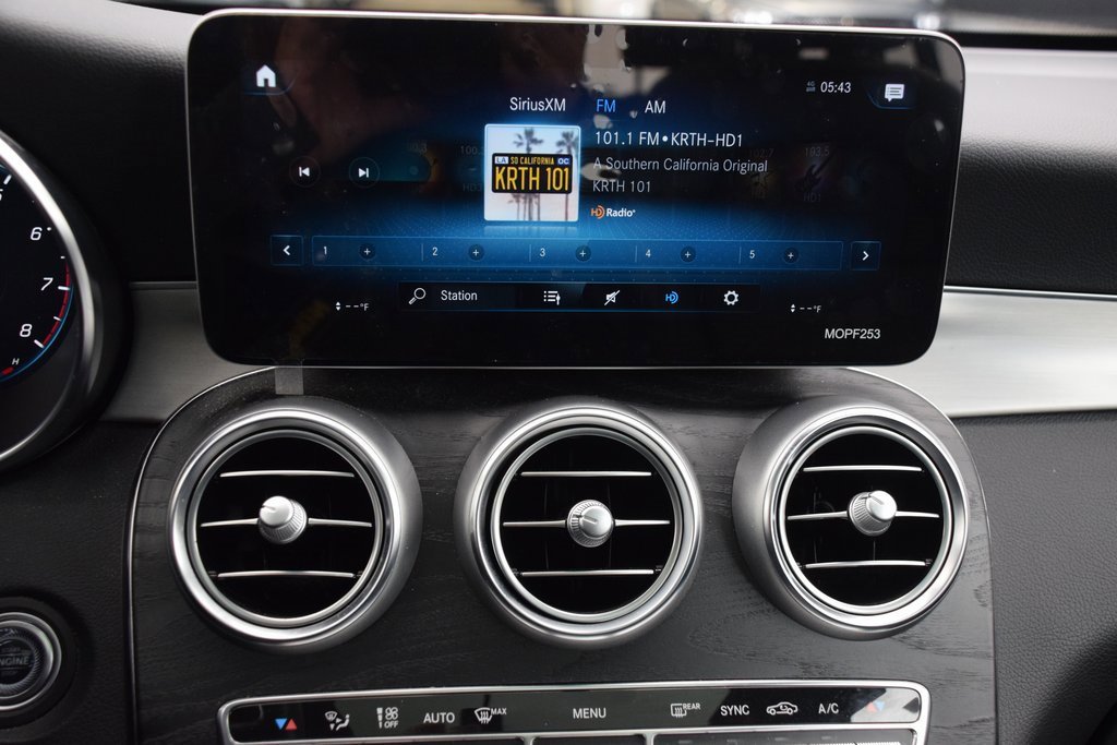 Used 2022 Mercedes-Benz GLC 300 image 26