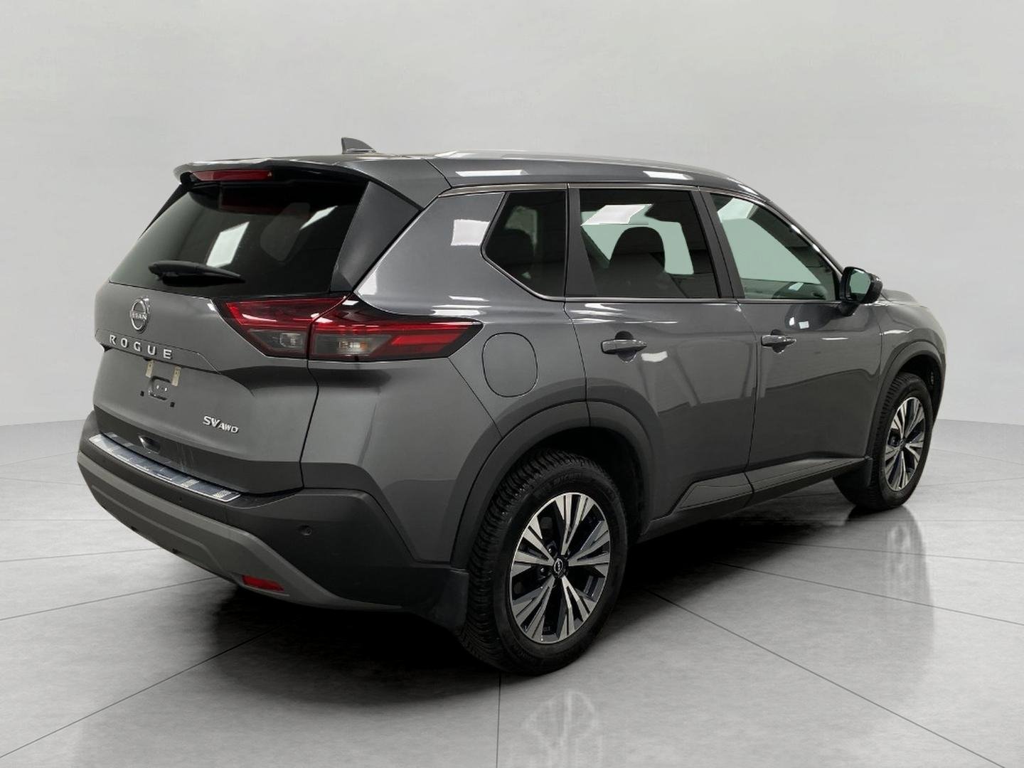 Used 2023 Nissan Rogue SV w/ SV Premium B Package image 4