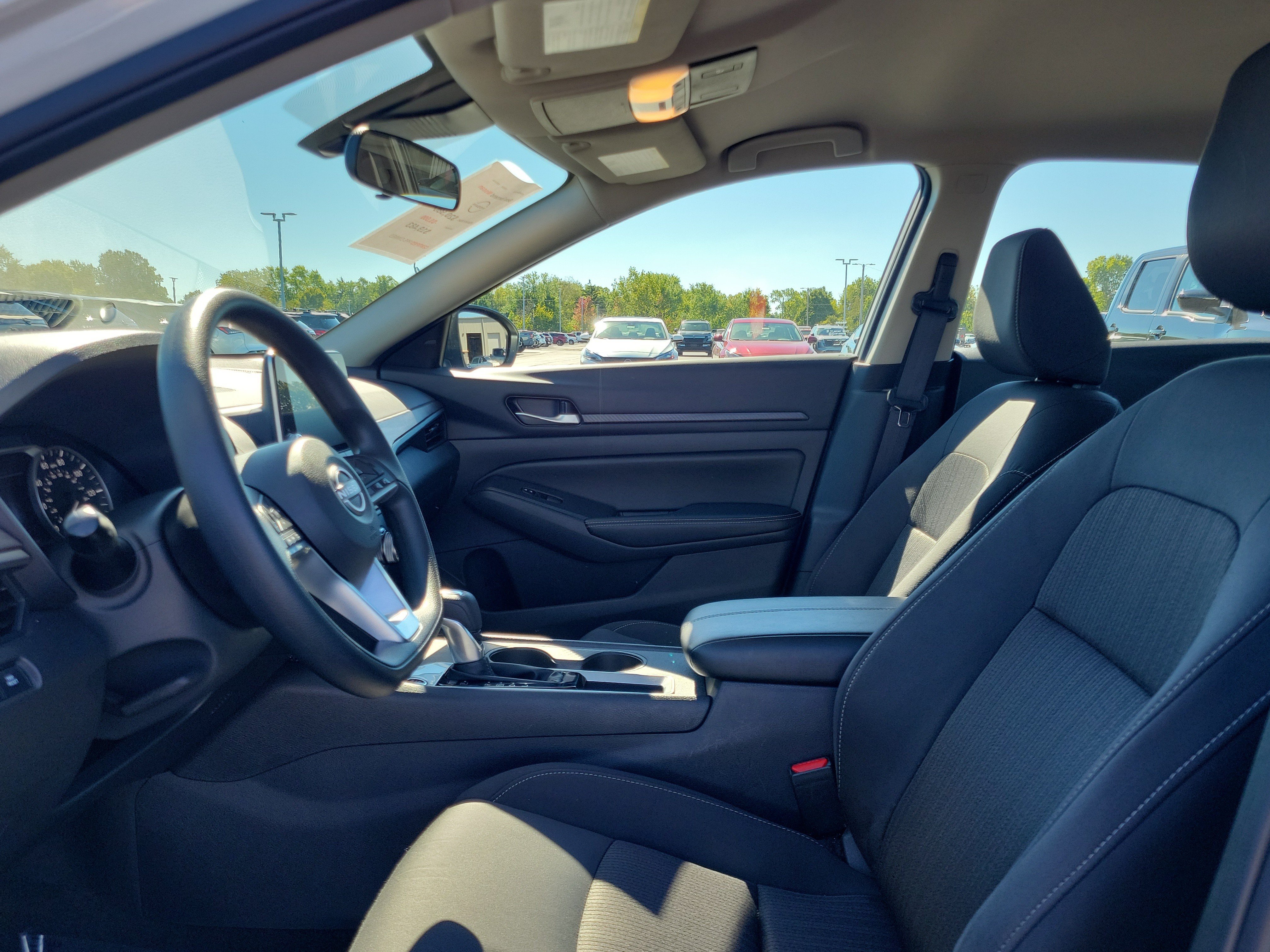 Certified 2025 Nissan Altima 2.5 SV FWD image 15