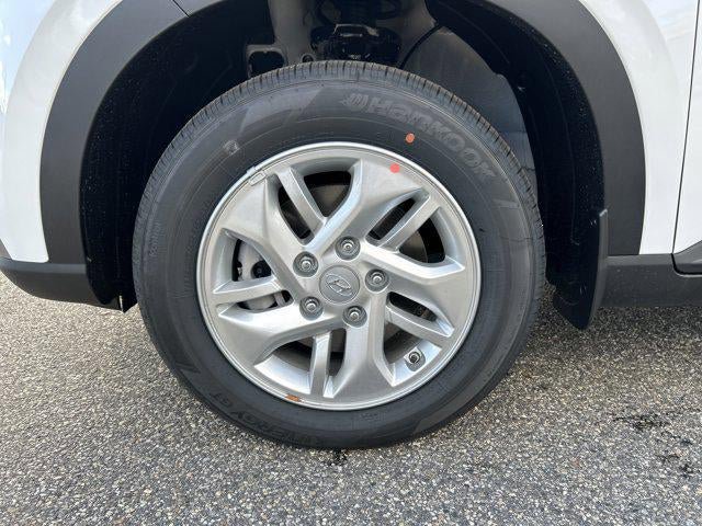 New 2026 Hyundai Venue SE FWD image 38
