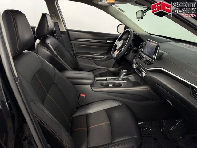 Used 2020 Nissan Altima 2.5 SR w/ Premium Package FWD image 15