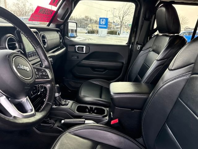 Used 2019 Jeep Wrangler Unlimited Sahara image 12