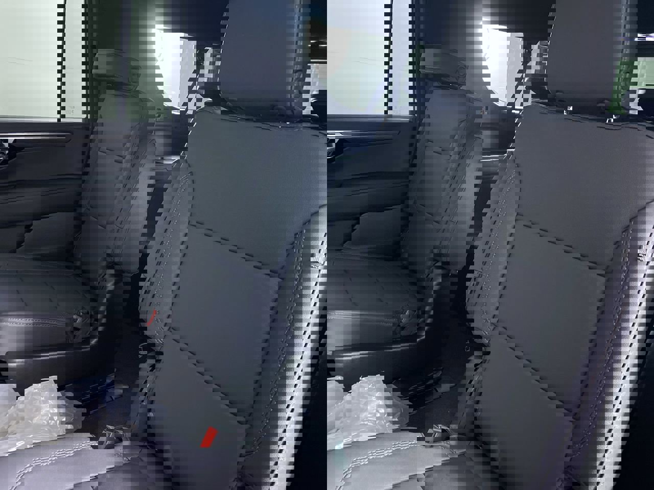 New 2026 Chevrolet Suburban Z71 image 15