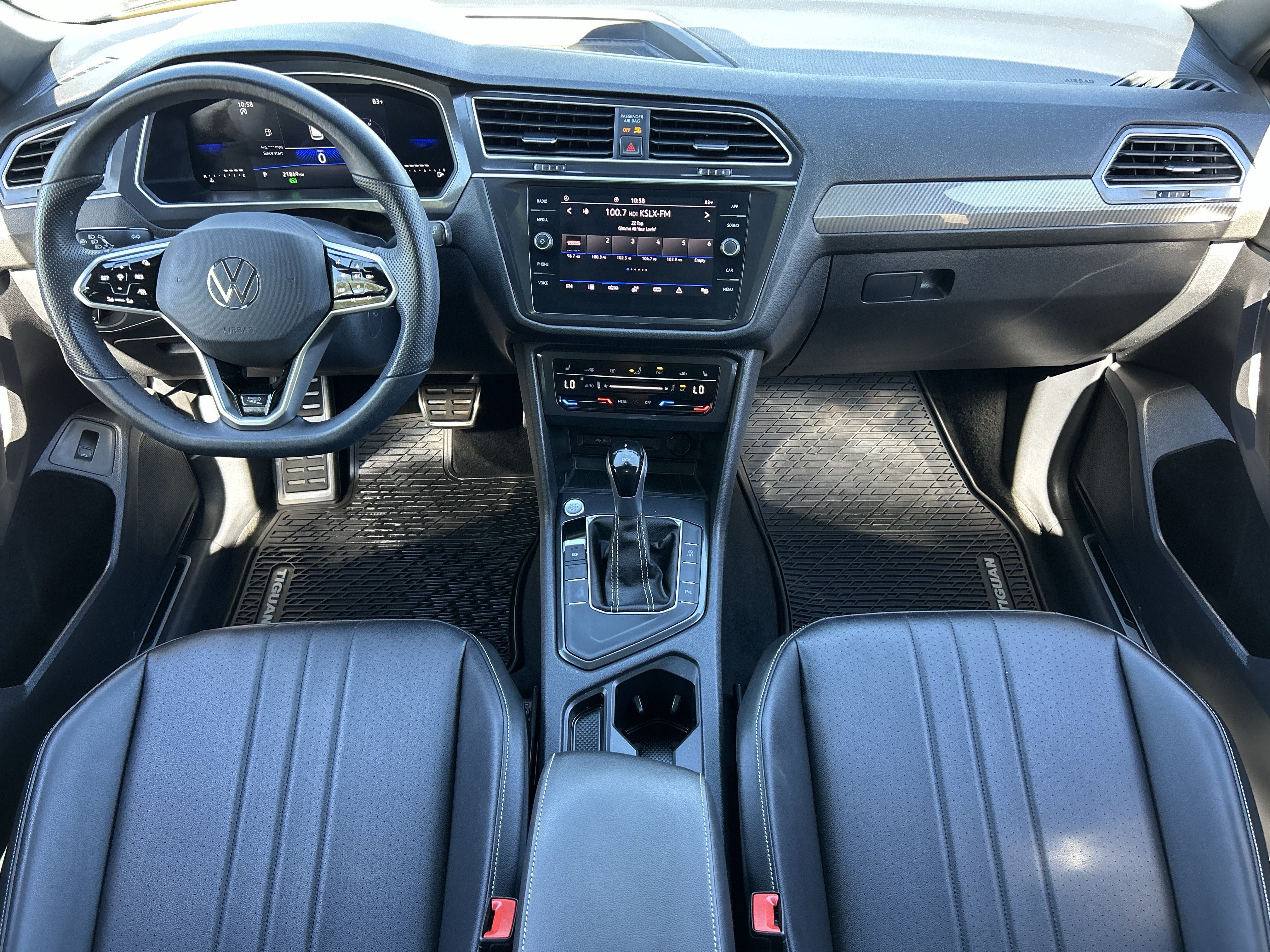 Used 2024 Volkswagen Tiguan SE R-Line FWD image 14