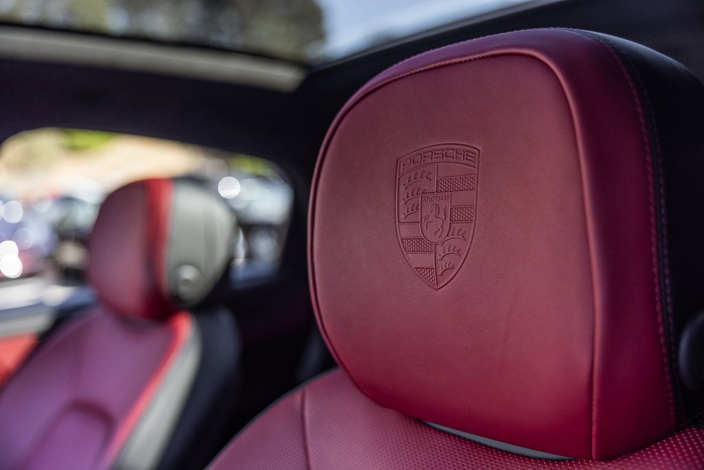 Certified 2025 Porsche Cayenne GTS image 16