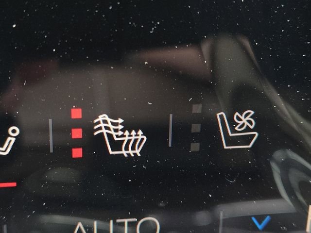 New 2026 GMC Acadia Denali Ultimate w/ LPO, Floor Liner Package image 8