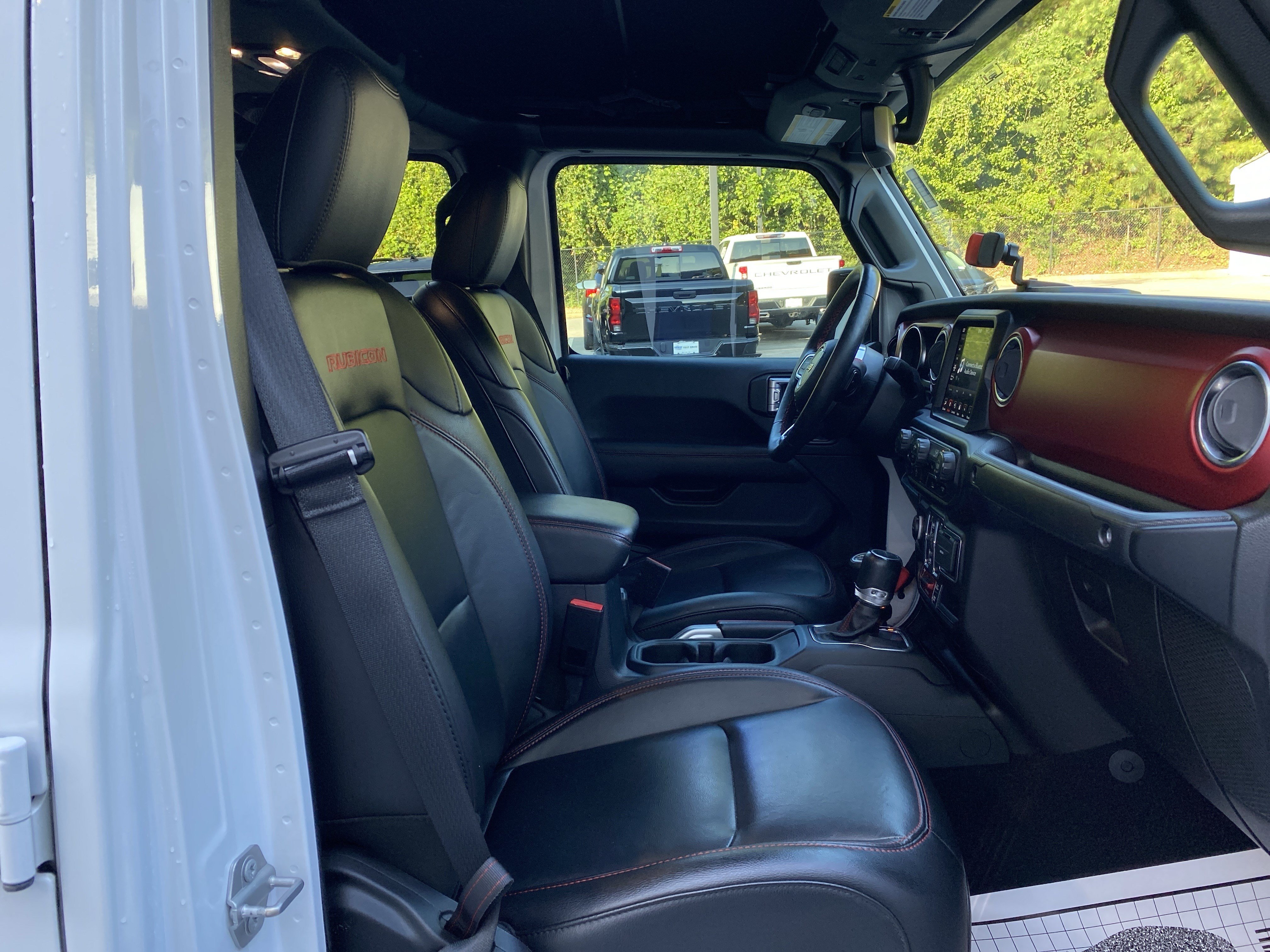 Used 2023 Jeep Gladiator Rubicon w/ LED Lighting Group AWD/4WD image 33
