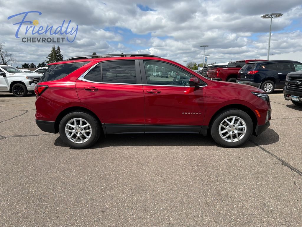 Used 2023 Chevrolet Equinox LT AWD/4WD image 4