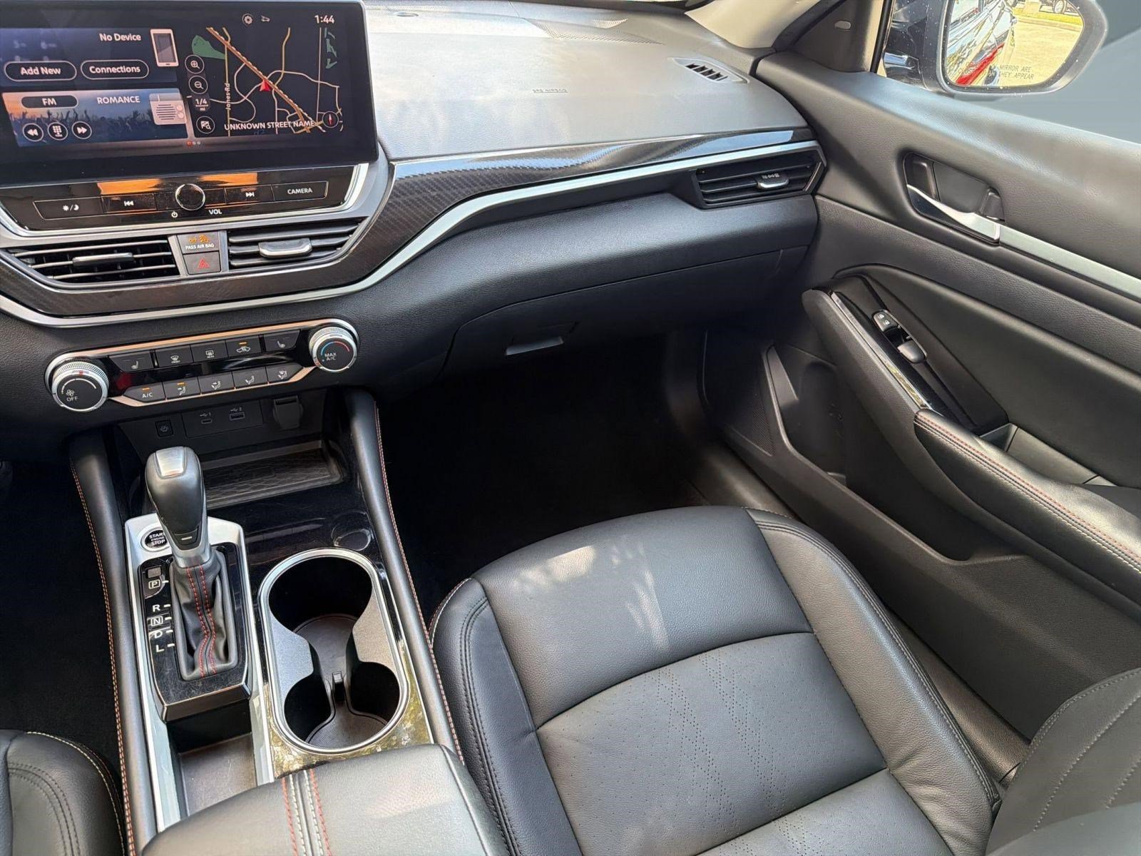 Used 2024 Nissan Altima 2.5 SR w/ SR Premium Package image 29