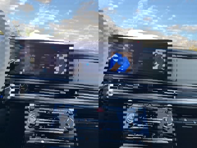 New 2026 Hyundai Santa Fe SE image 10