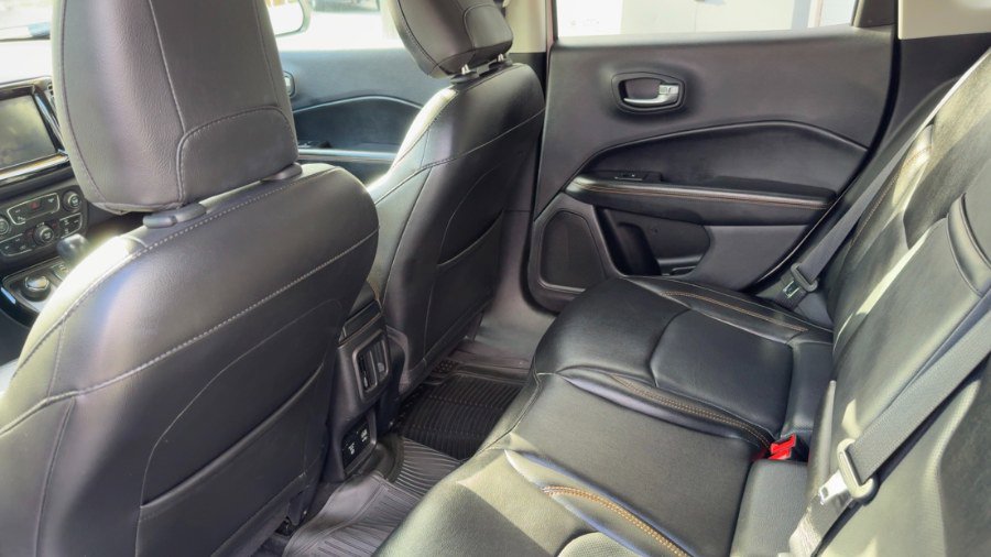 Used 2018 Jeep Compass Limited w/ Navigation Group image 11