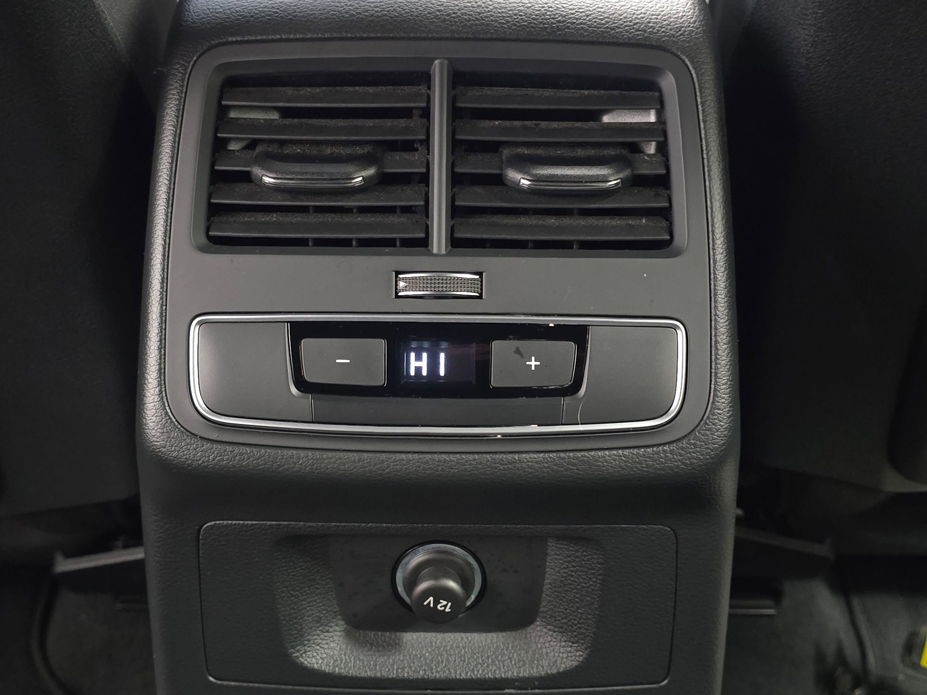 Used 2022 Audi A5 2.0T Premium image 19