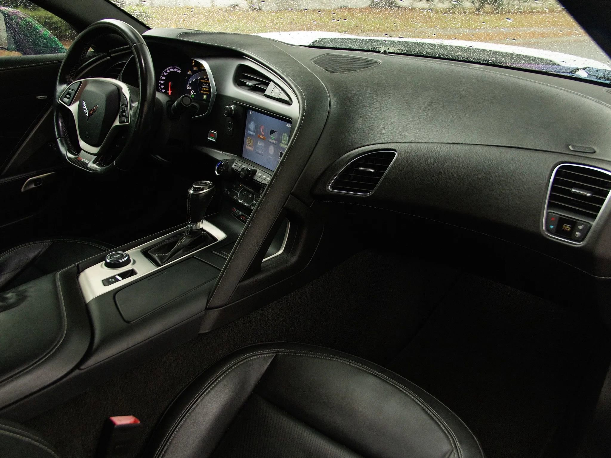 Used 2019 Chevrolet Corvette Z06 image 28