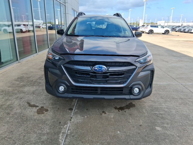 Used 2025 Subaru Outback Premium AWD/4WD image 3