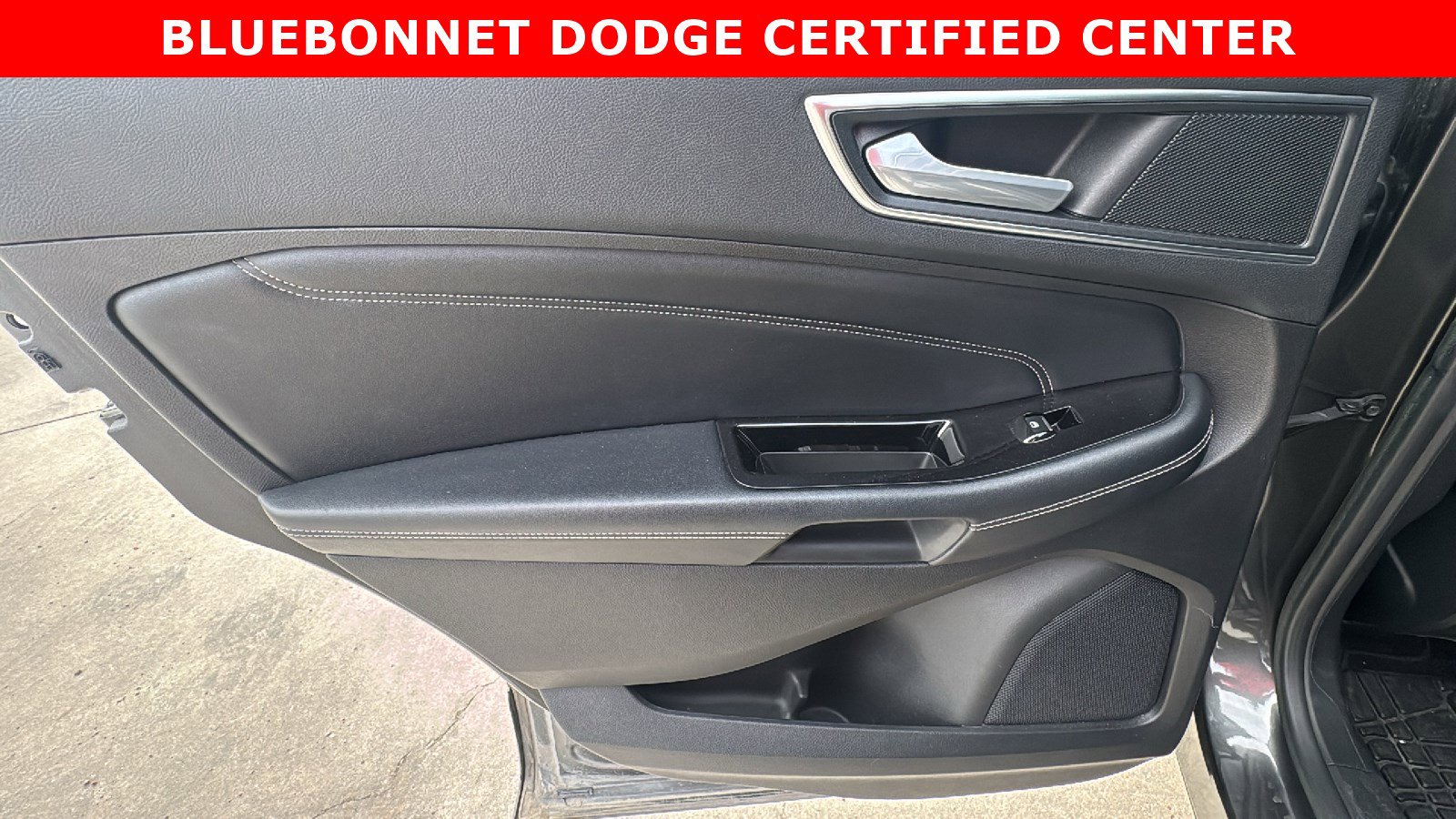 Used 2017 Ford Edge Titanium image 15