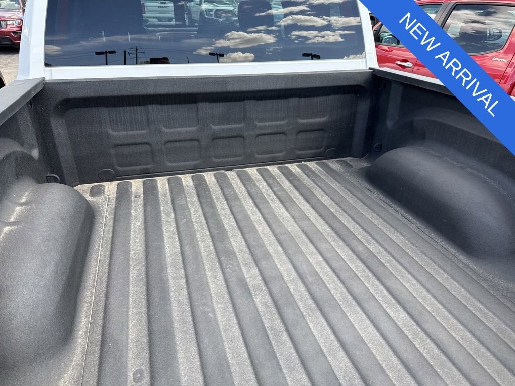 Used 2022 RAM 1500 Classic SLT w/ Electronics Convenience Group image 6
