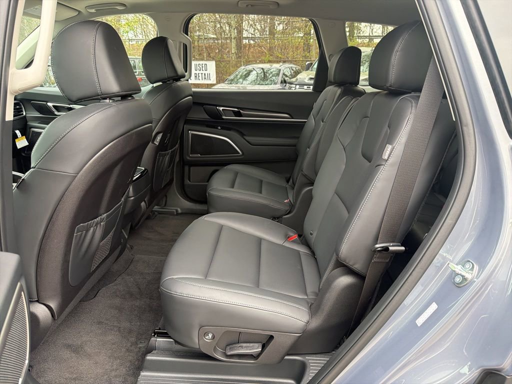 Certified 2025 Kia Telluride S image 26