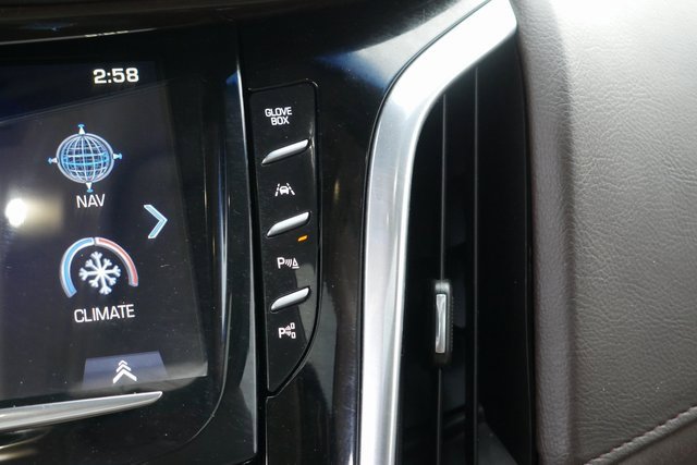 Used 2017 Cadillac Escalade Luxury image 24
