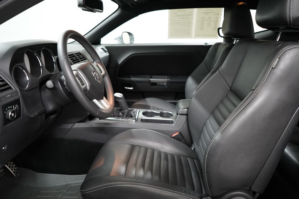 Used 2013 Dodge Challenger R/T Plus RWD image 14