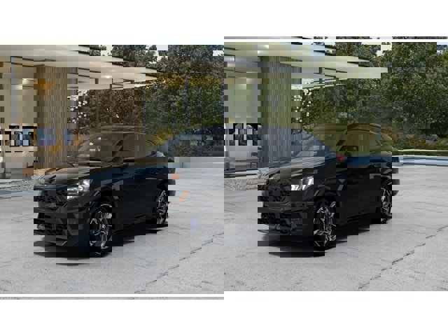 New 2025 BMW X2 xDrive28i w/ M Sport Package