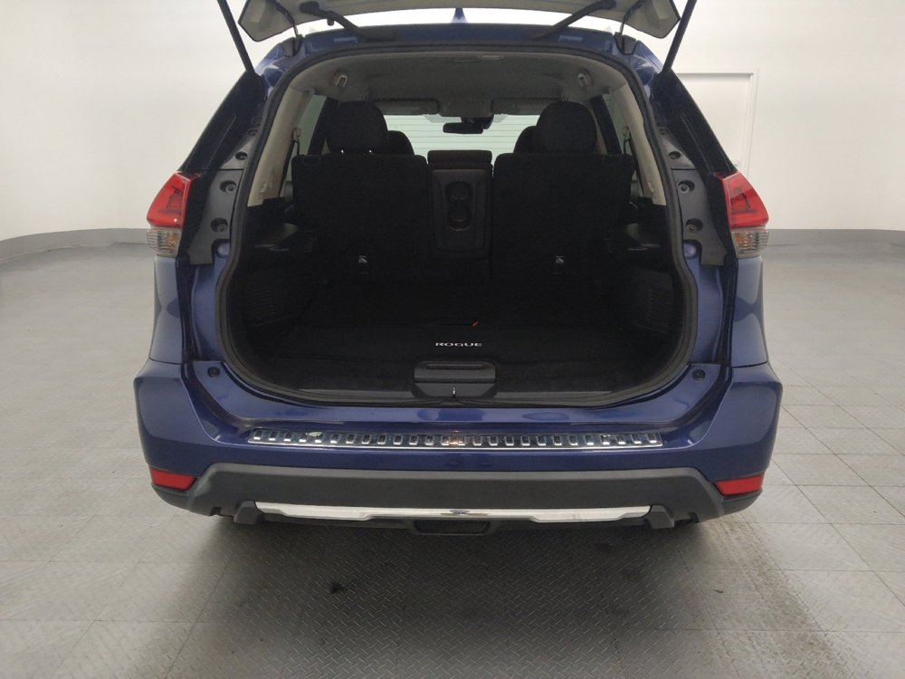 Used 2019 Nissan Rogue S w/ Special Edition Package image 29