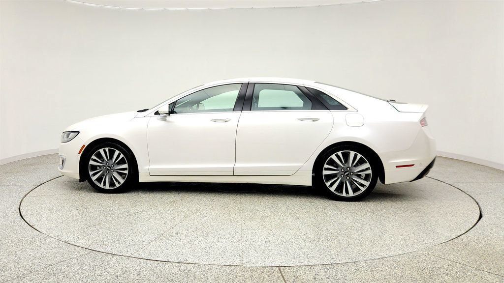 Used 2020 Lincoln MKZ Reserve FWD image 8