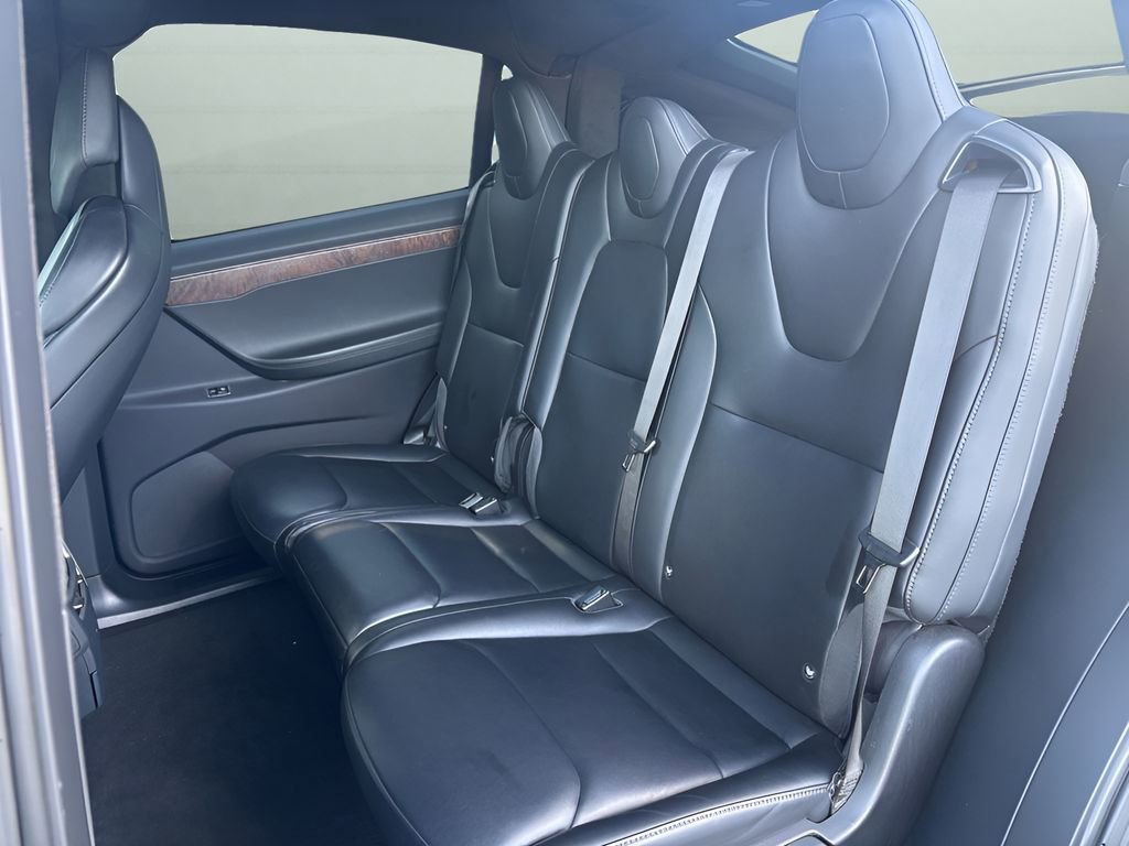 Used 2019 Tesla Model X 100D image 16