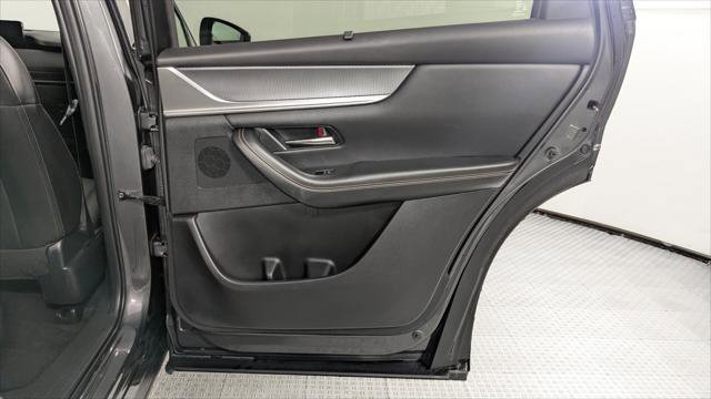 Used 2024 MAZDA CX-90 Plug-In Hybrid w/ Preferred image 17