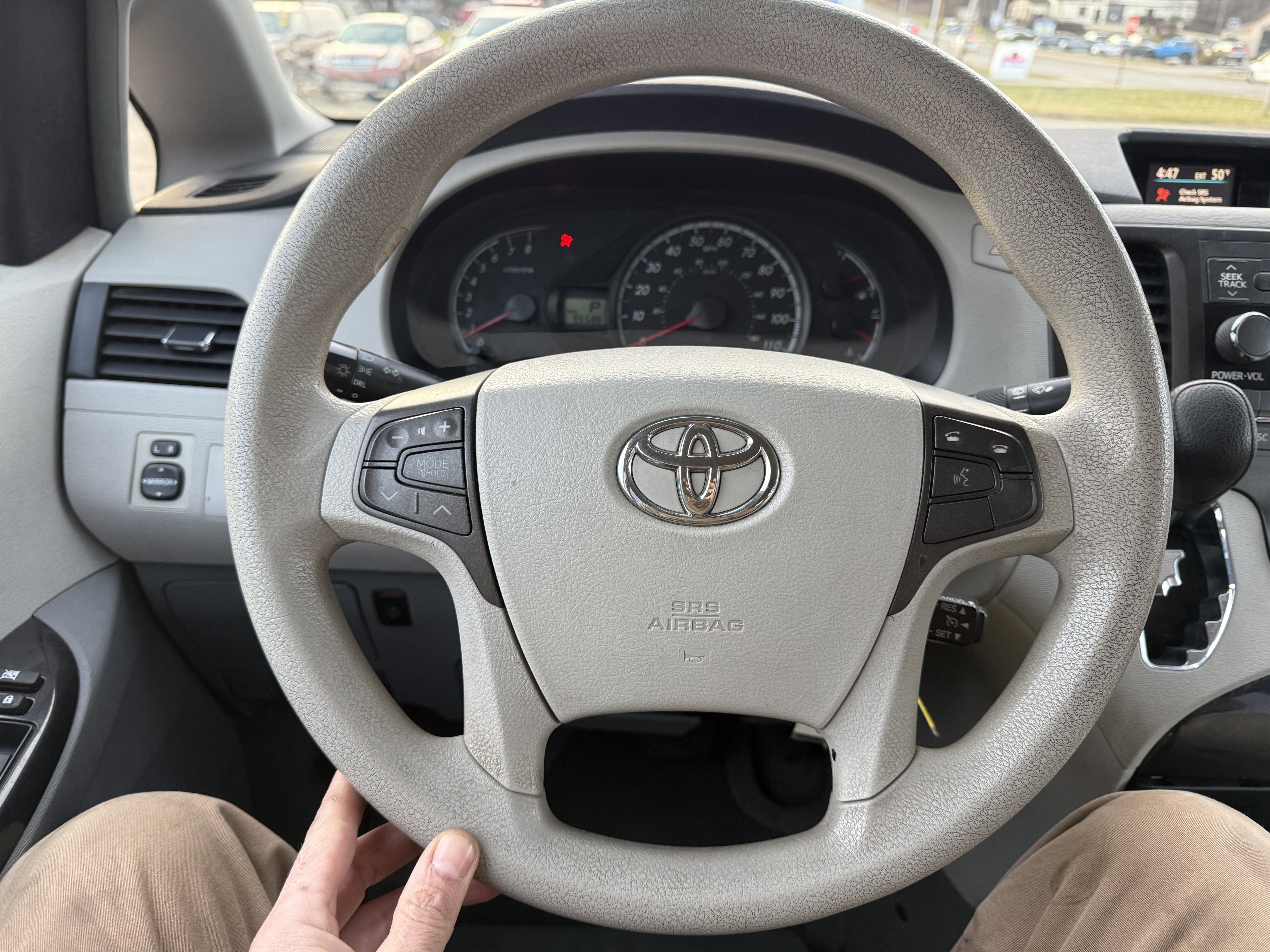 Used 2011 Toyota Sienna LE image 13