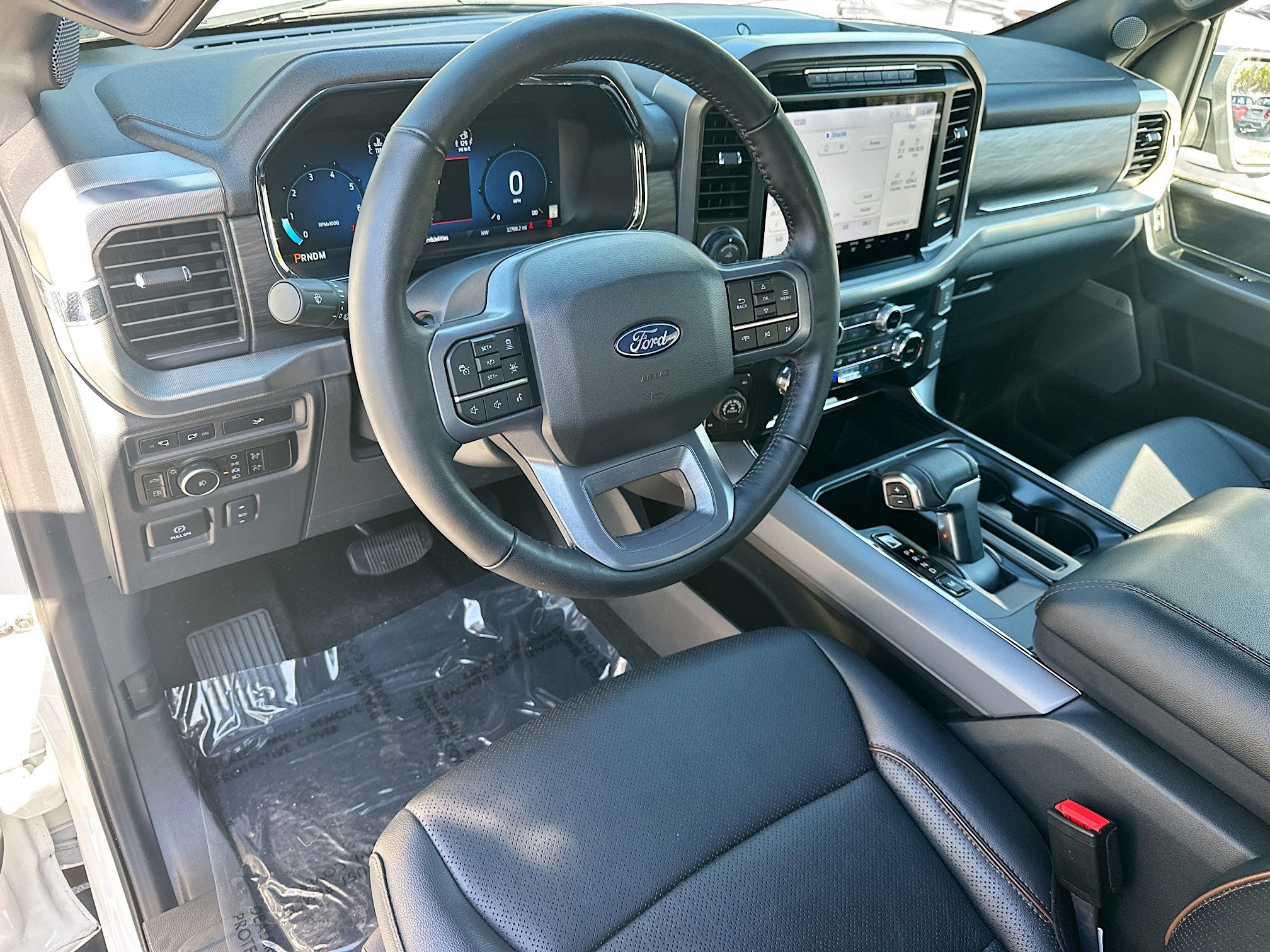 Used 2024 Ford F150 Lariat w/ FX4 Off-Road Package image 9