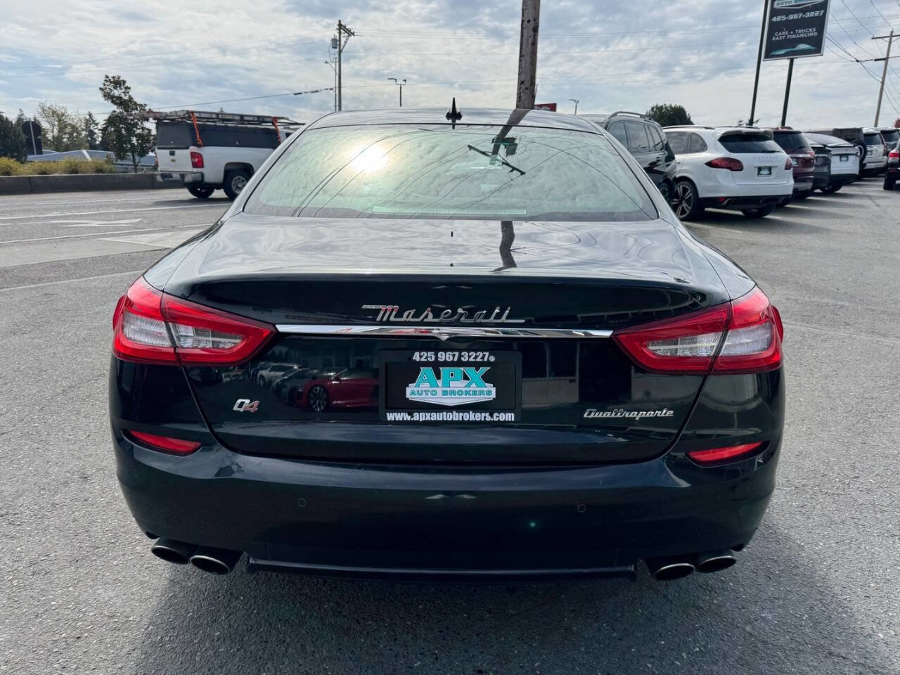 Used 2015 Maserati Quattroporte S Q4 AWD/4WD image 6