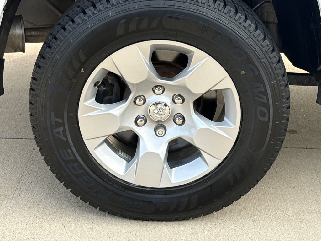 Used 2023 RAM 1500 Big Horn AWD/4WD image 9