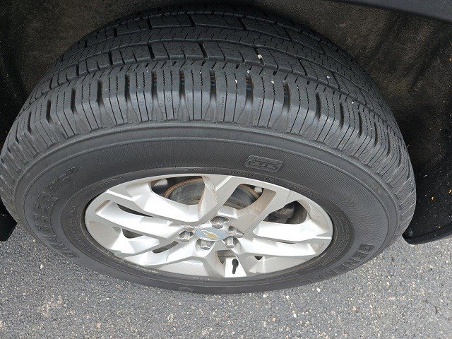 Used 2020 Chevrolet Traverse LT image 36