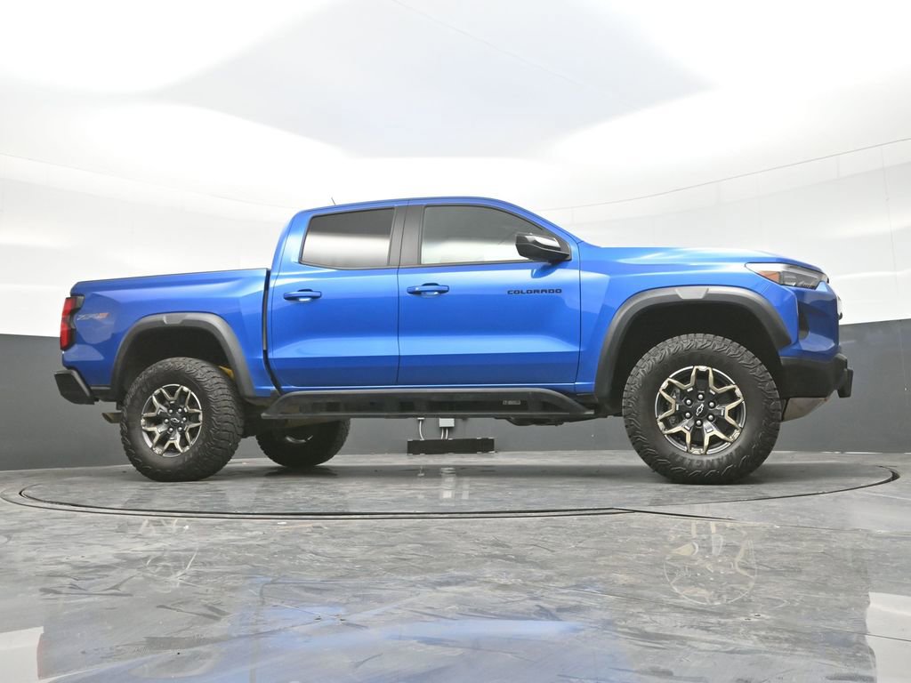 Used 2024 Chevrolet Colorado ZR2 image 30
