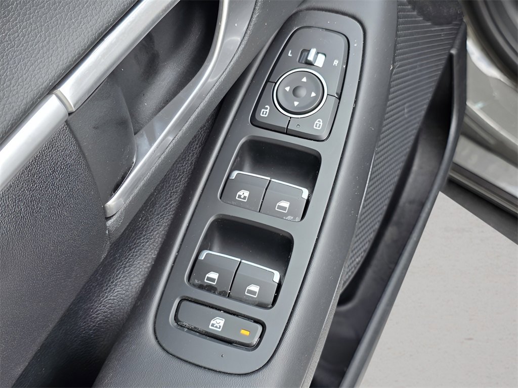 Certified 2023 Hyundai Sonata SE w/ Preferred Accessory Package image 15