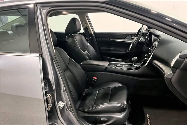 Used 2023 Nissan Maxima SL image 30
