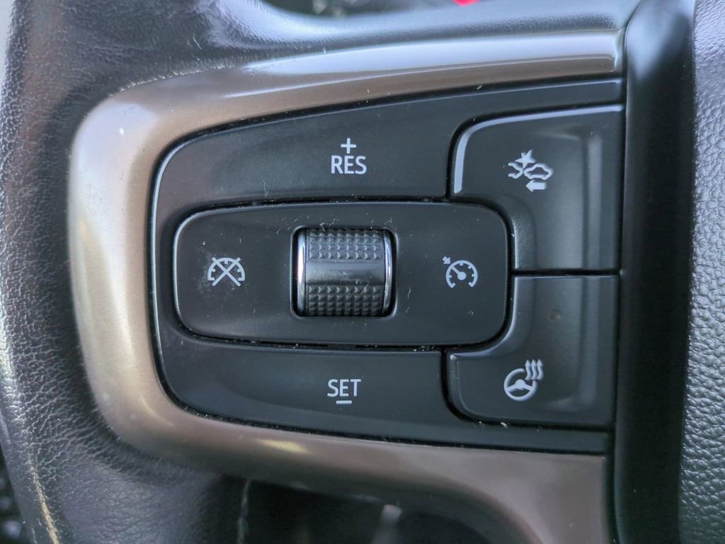 Used 2019 Chevrolet Silverado 1500 High Country w/ Technology Package image 27