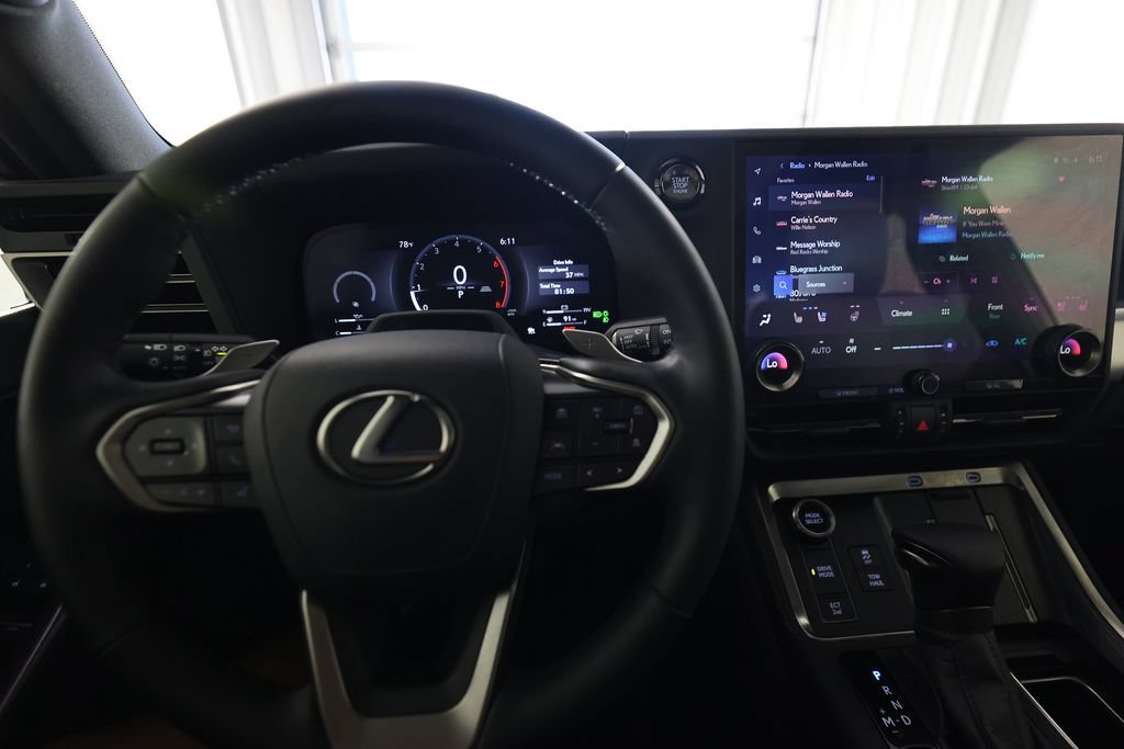 Used 2026 Lexus GX 550 w/ Accessory Package (2T) AWD/4WD image 20