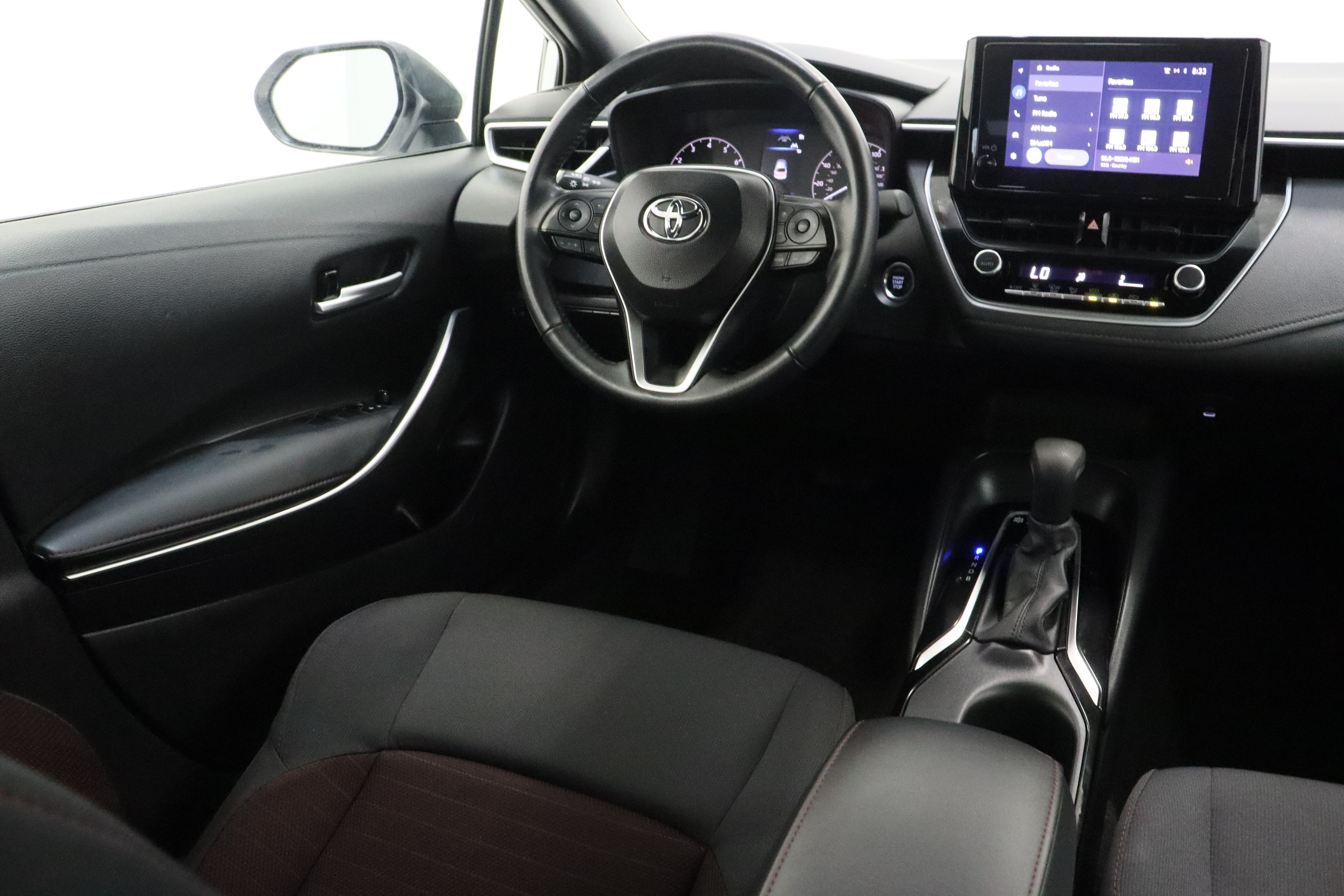 Certified 2024 Toyota Corolla SE FWD image 28
