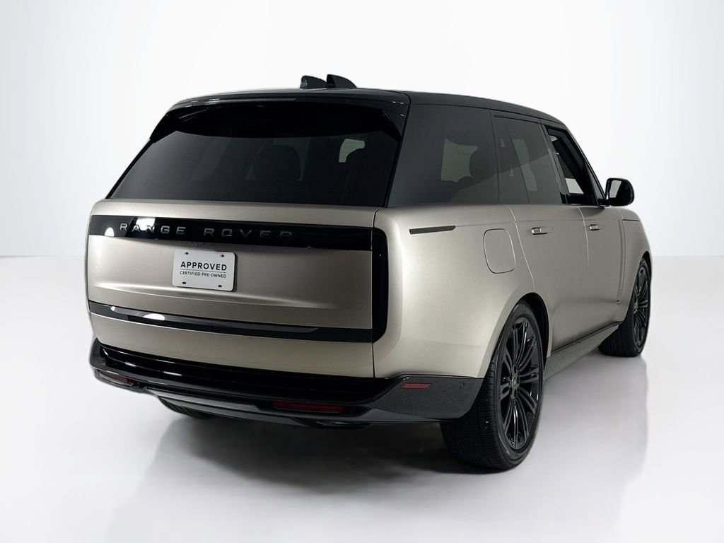 Used 2023 Land Rover Range Rover SE image 5