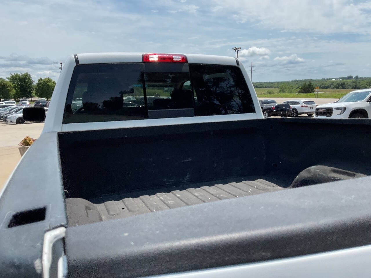 Used 2015 RAM 2500 SLT AWD/4WD image 16